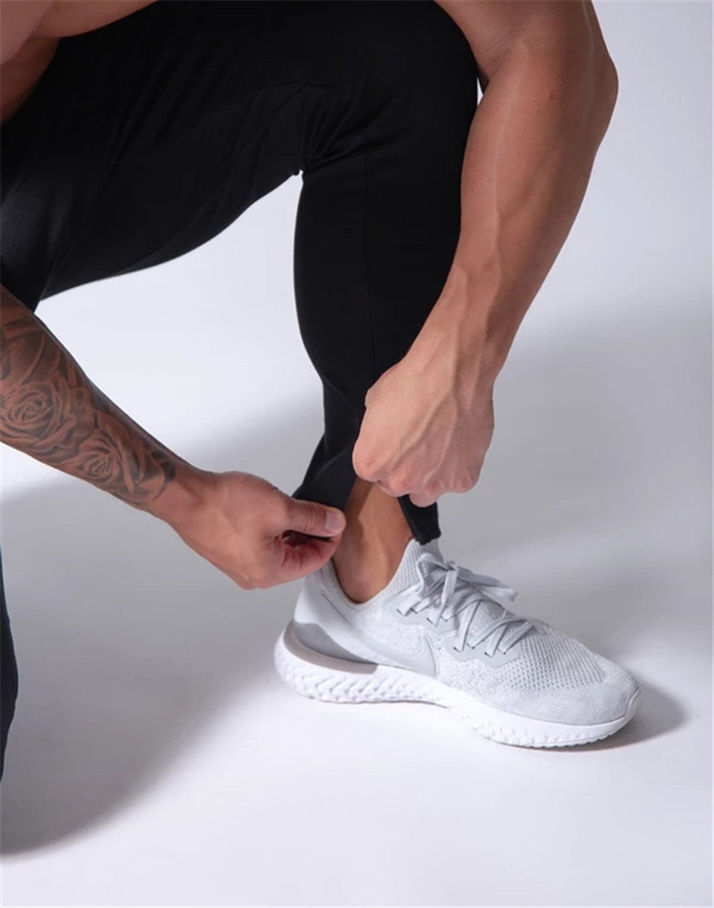 Men's Slim-Fit Elastic Casual Pants — Stretch Cotton, Invisible Zipper & Tapered Fit