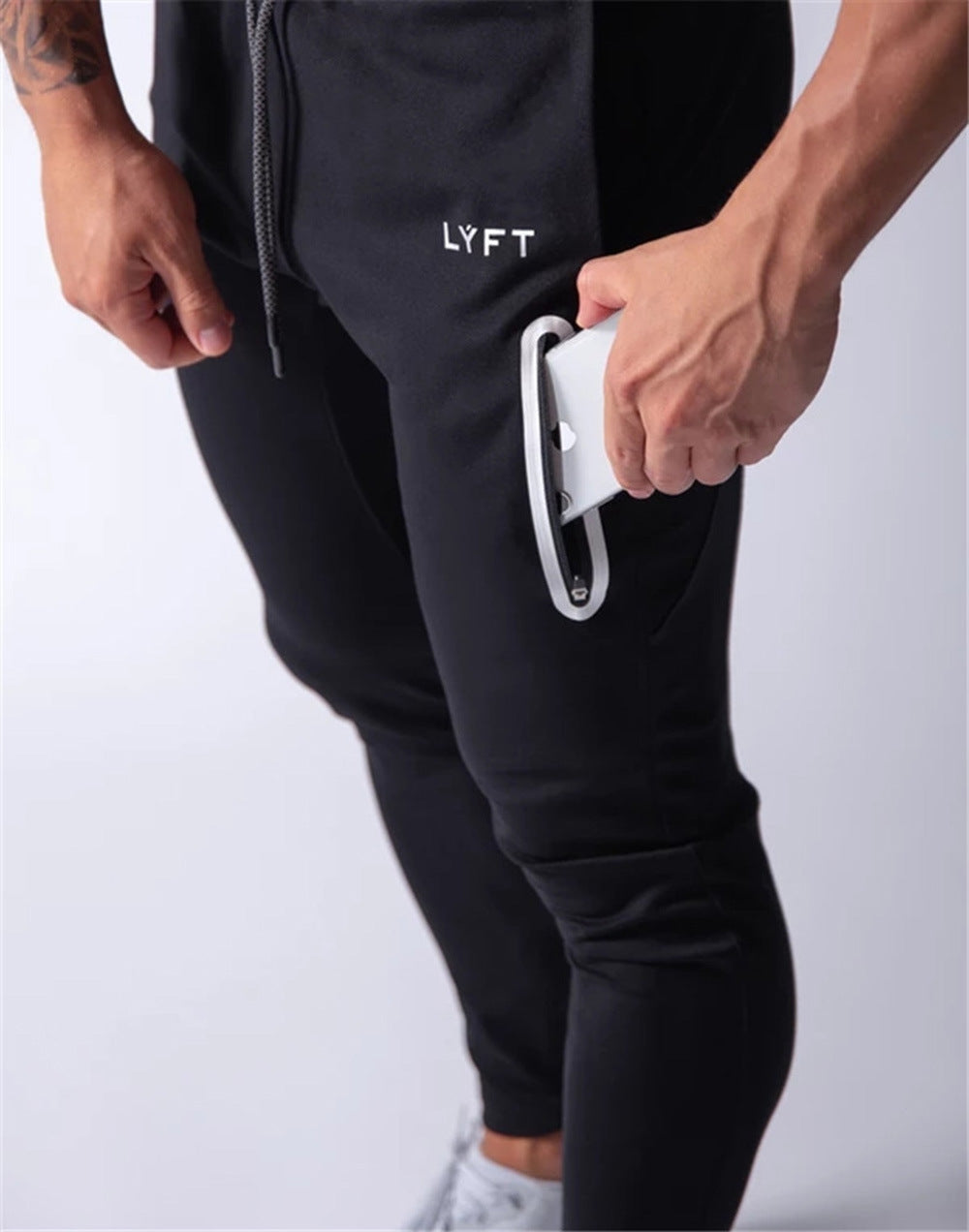 Men's Slim-Fit Elastic Casual Pants — Stretch Cotton, Invisible Zipper & Tapered Fit