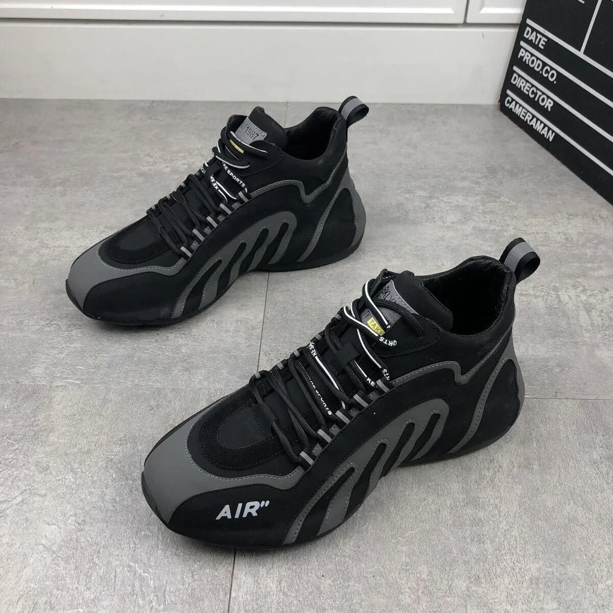 Men's Classic Fashion Sneakers — Lightweight Breathable Anti-Slip Sports Shoes