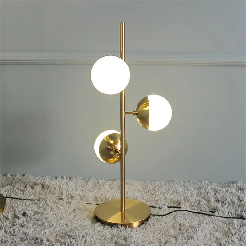 Glass Globe Lamp – Vertical Multi-Light Design
