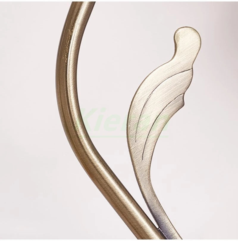Flower Lamp – Frosted Glass & Metal Design