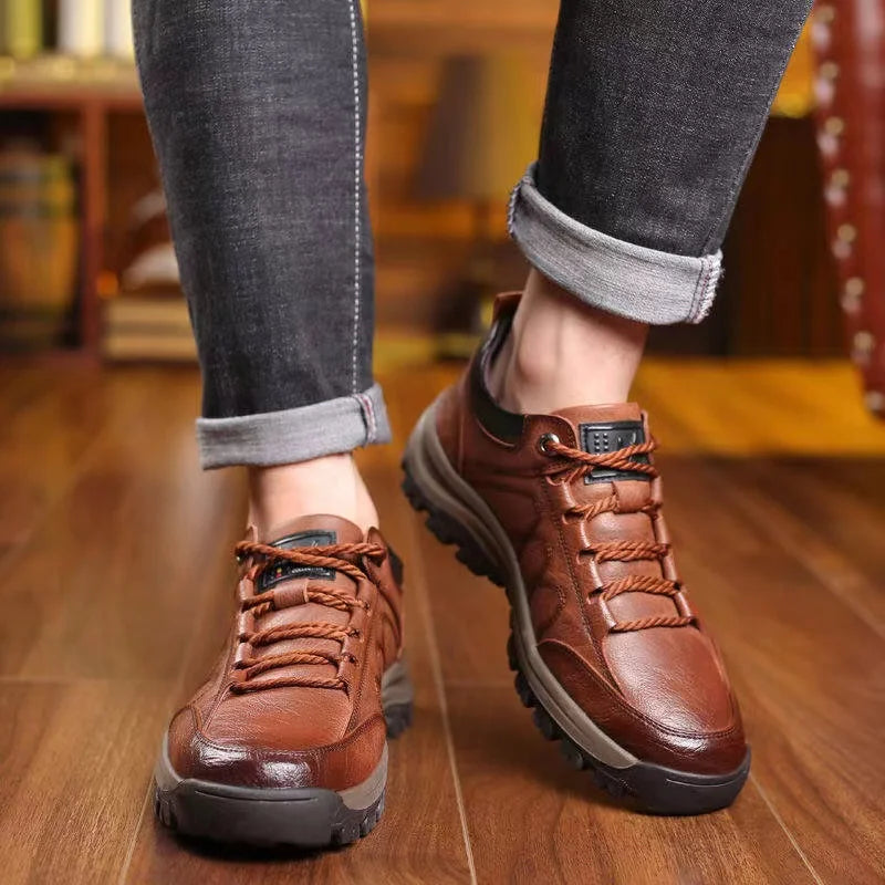 Men's Leather Winter Walking Shoes — Plush Lining Height-Increasing Anti-Slip Casual Shoes (Sizes 39-44)