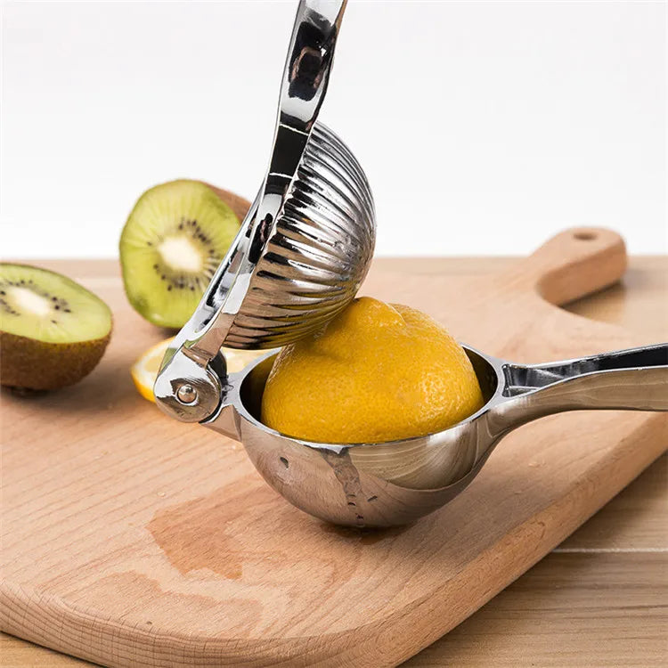 Manual Lemon Squeezer – Handheld Citrus Press