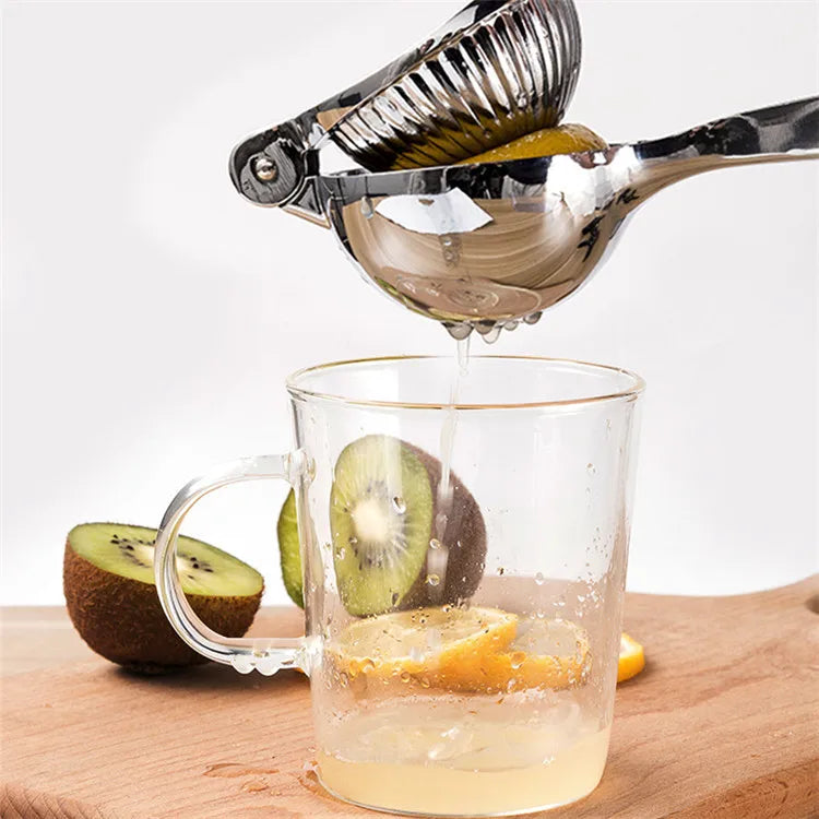 Manual Lemon Squeezer – Handheld Citrus Press