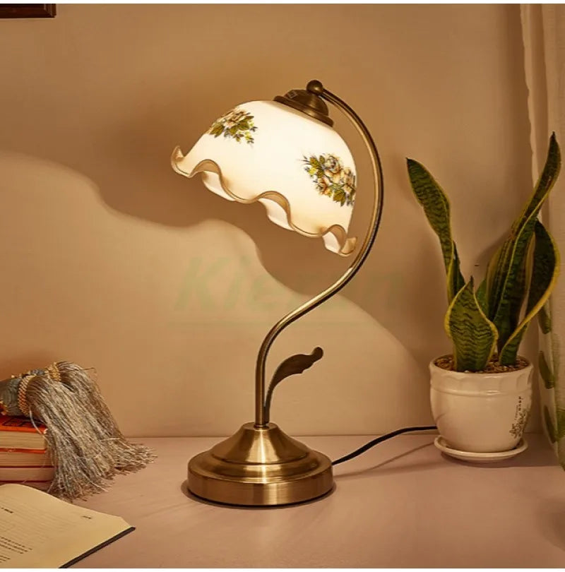 Flower Lamp – Frosted Glass & Metal Design