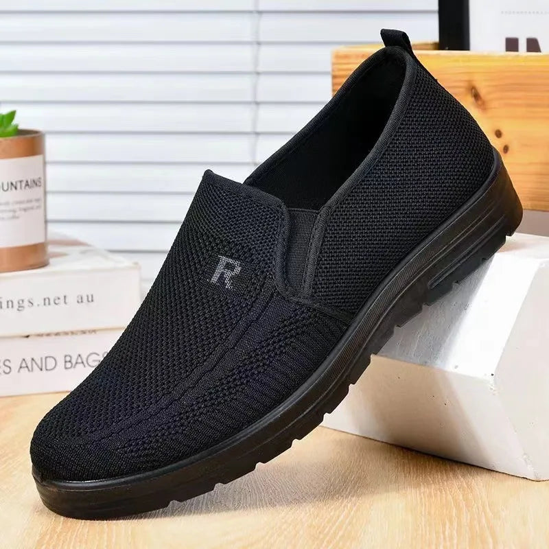 Men's Knit Slip-On Walking Loafers — Breathable Flyknit PU Sole Summer Shoes