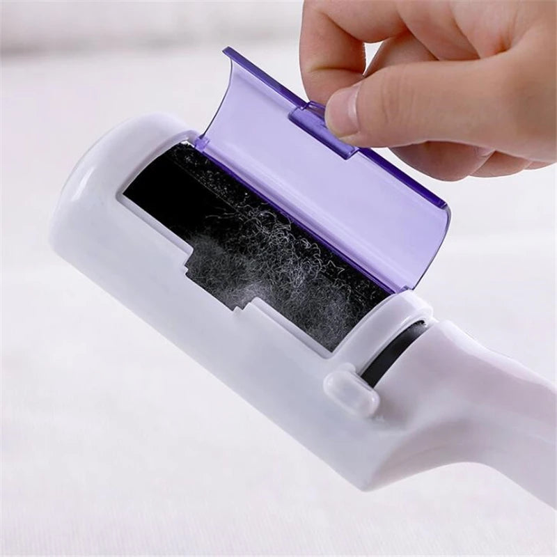 Electrostatic Clothing Dust & Pet Hair Remover Brush – Reusable Travel Sweeper for Home & Office