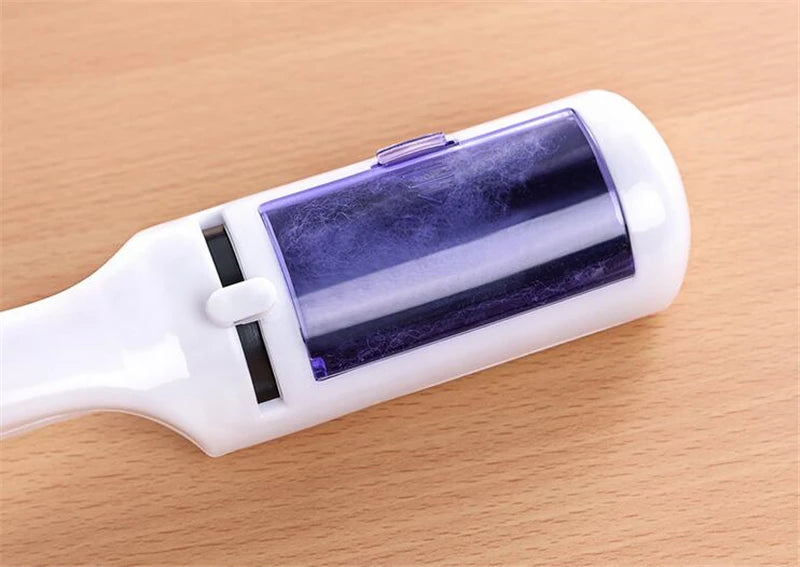 Electrostatic Clothing Dust & Pet Hair Remover Brush – Reusable Travel Sweeper for Home & Office