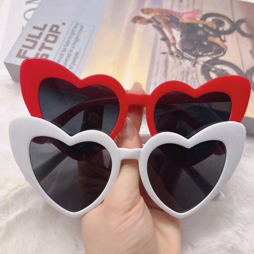 Cat-Eye Peach Heart Sunglasses — UV400 Anti-UV Sun Protection | Trendy Women's Shades