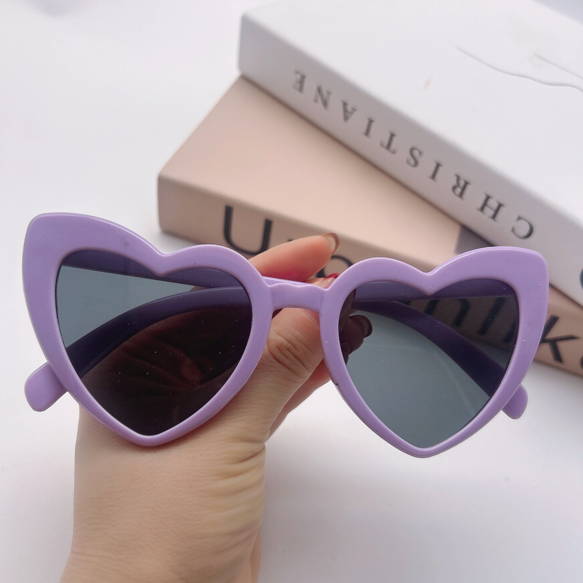Cat-Eye Peach Heart Sunglasses — UV400 Anti-UV Sun Protection | Trendy Women's Shades