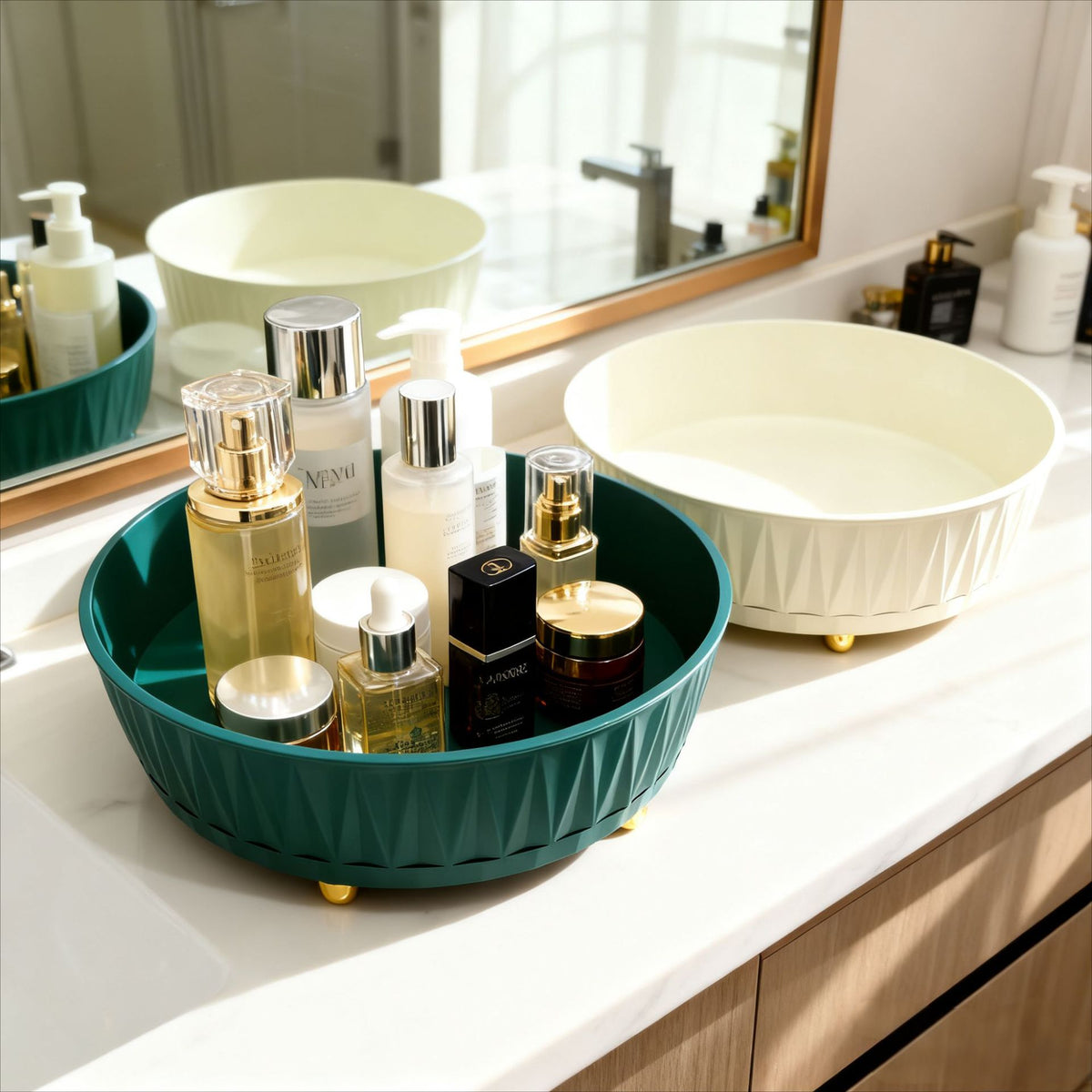 Rotating Desktop Storage Box — Skincare & Cosmetics Organizer for Dressing Table