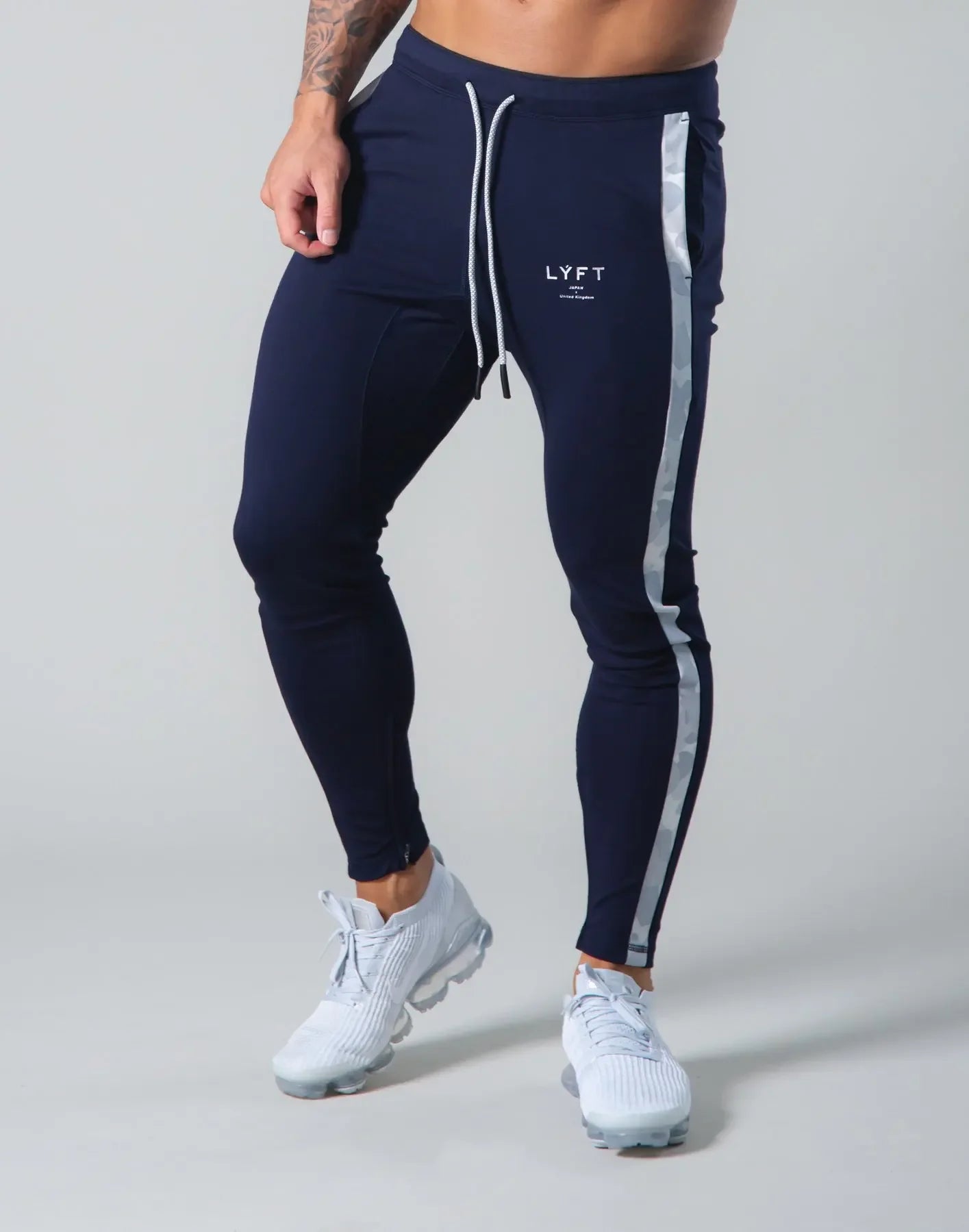 Men's Training Breathable Leggings — Slim-Fit Cotton Sports Pants for Running & Basketball