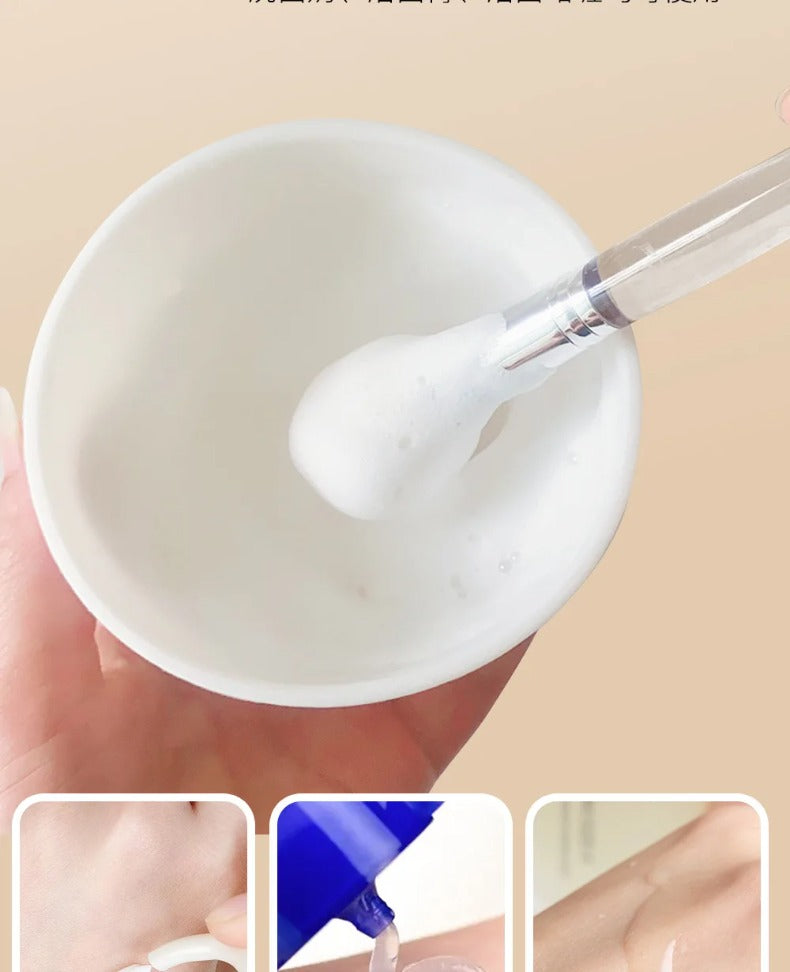 Soft Facial Cleansing Brush – Pore-Cleansing Face Wash & Mask Application Brush