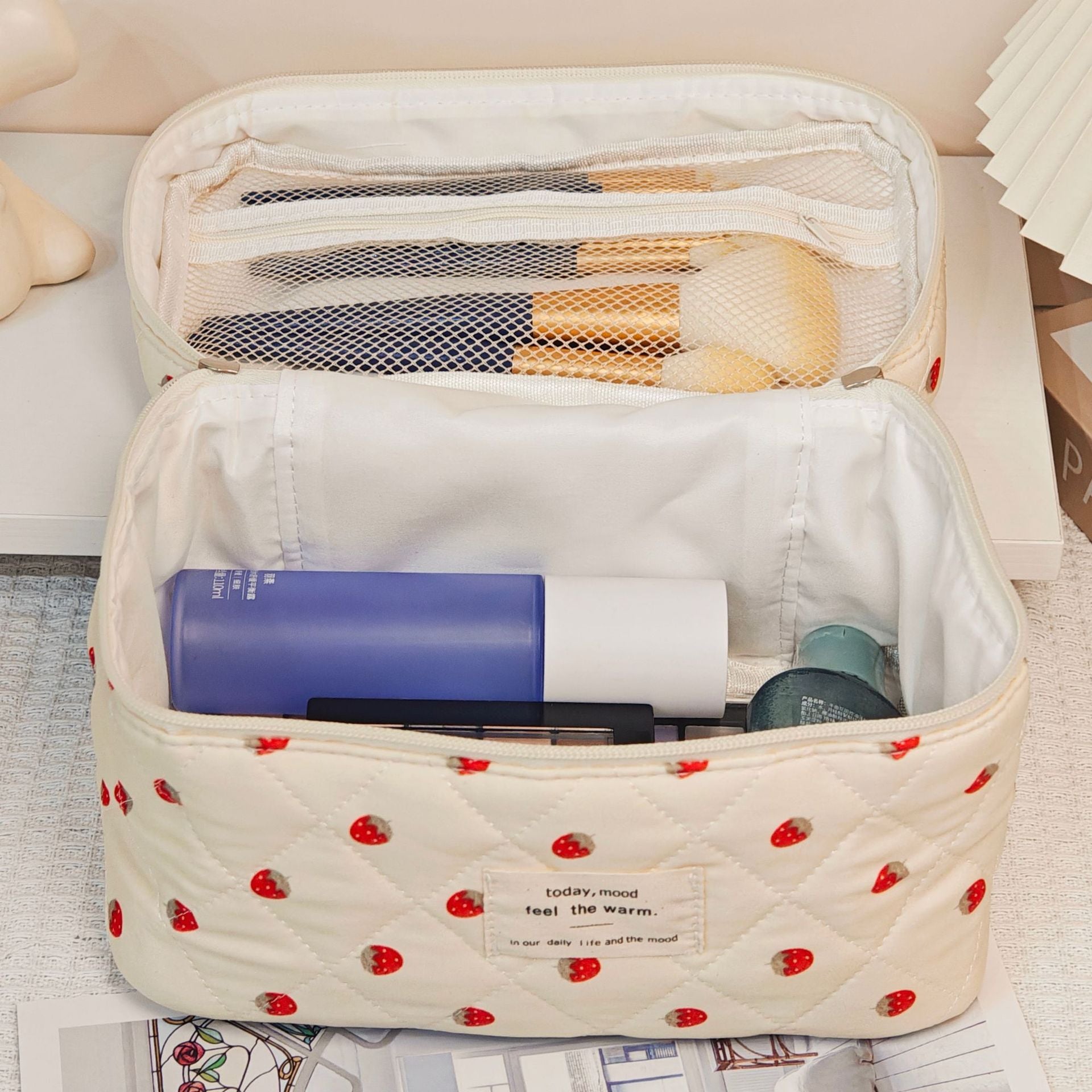 Cosmetic Bag, Large Capacity, Portable Quilted Bag for Girls, Home Skin Care Product Cosmetics Bag, Travel Cosmetics Storage Bag