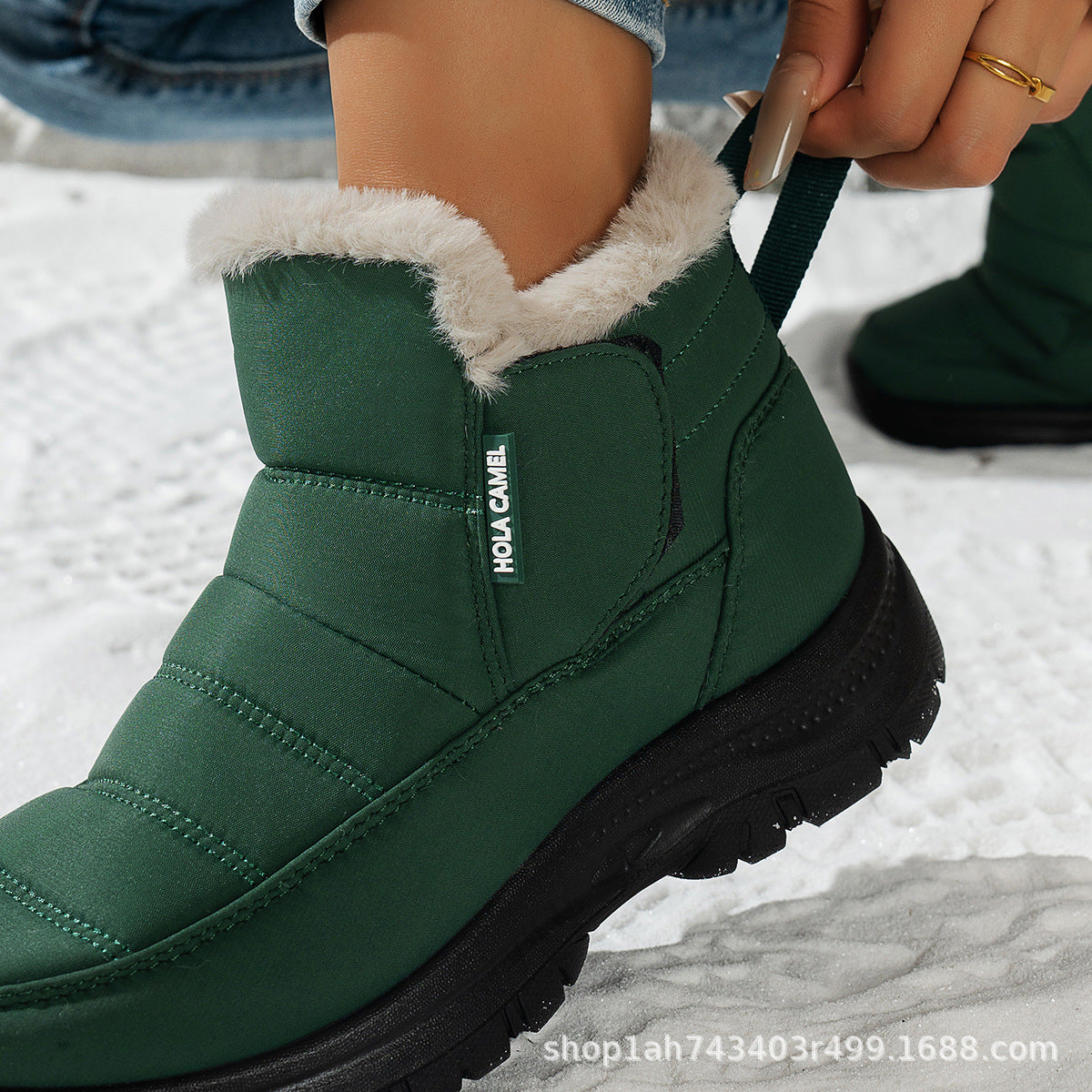 Women's Snow Boots with Plush Lining, Thickened for Warmth, Waterproof Outdoor Shoes, Slip-On Snow Boots, Outdoor Boots, Waterproof and Non-Slip