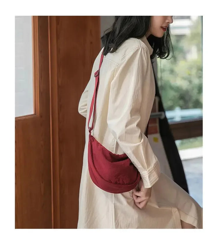 Nylon Dumpling Shoulder Bag – Large Capacity Women's Travel & Commuter Bag in Solid Colors