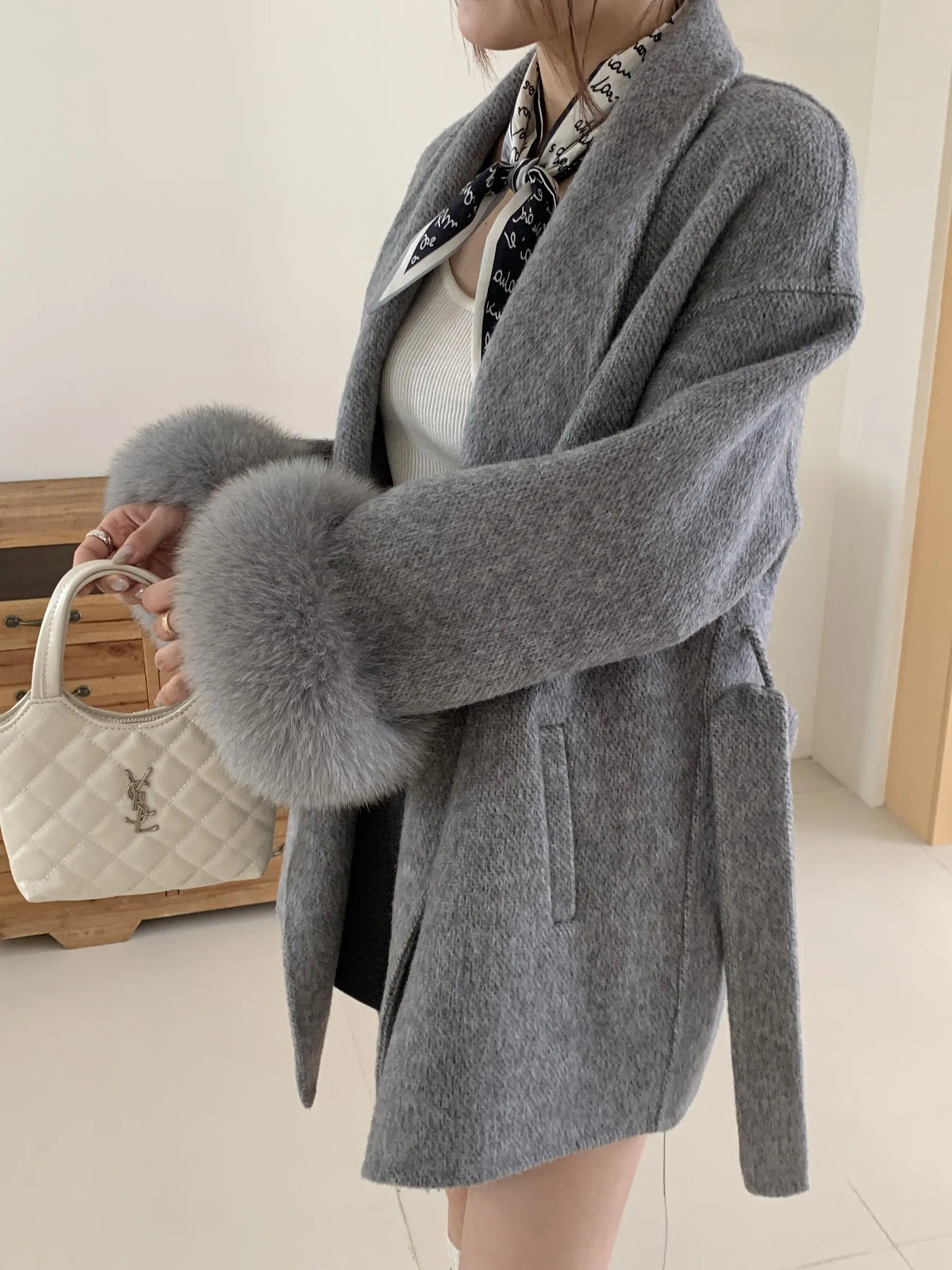 Women's Short Lace-Up Cashmere Wool Coat – Slim Lapel Autumn Winter Outerwear