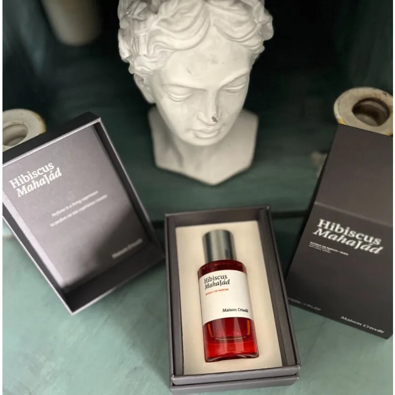 Luxury Oud Woody Oriental Floral Unisex Perfume – Refined Elegance Collection 50ml & 100ml