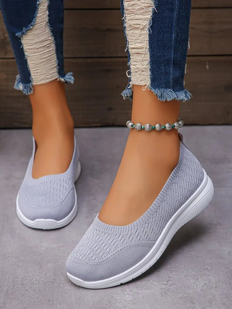 Women's Soft Sole Comfortable Sneakers – Lightweight Summer 2026 Shoes