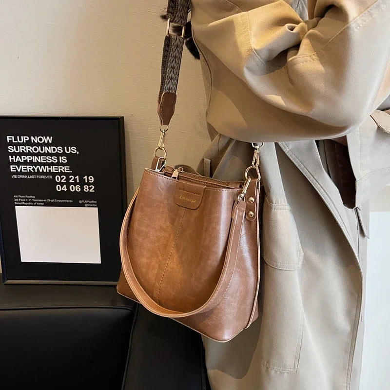 Vintage TPU Bucket Crossbody Bag – Designer Shoulder Handbag for Women
