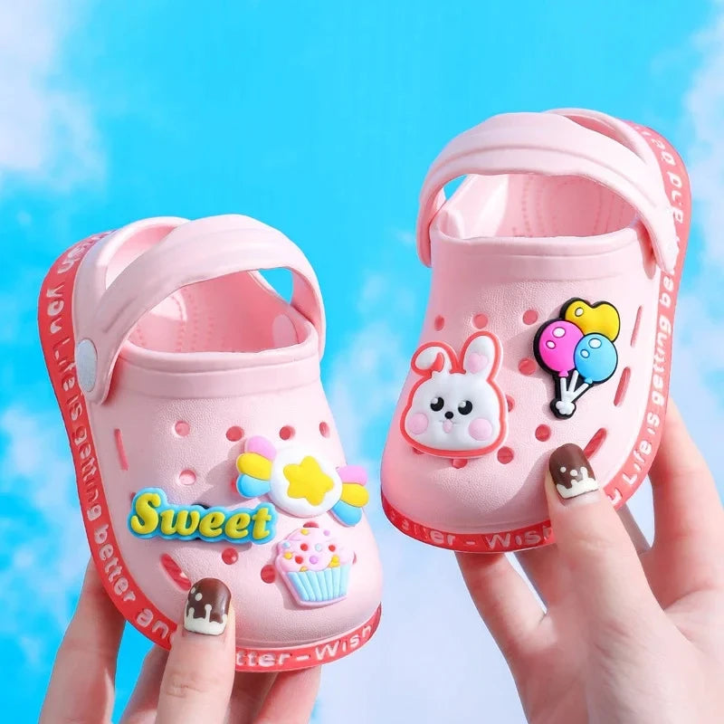 Kids' Fun Print Flat Sandals – Soft Sole Garden Clogs for Boys & Girls