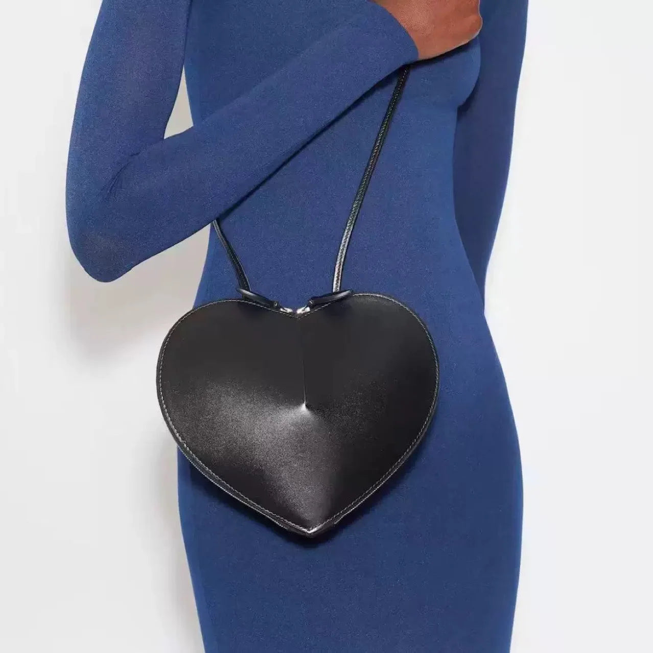 Genuine Leather 3D Heart-Shaped Shoulder Bag – Niche Style Crossbody Underarm Bag for Women