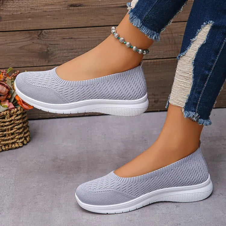Women's Soft Sole Comfortable Sneakers – Lightweight Summer 2026 Shoes