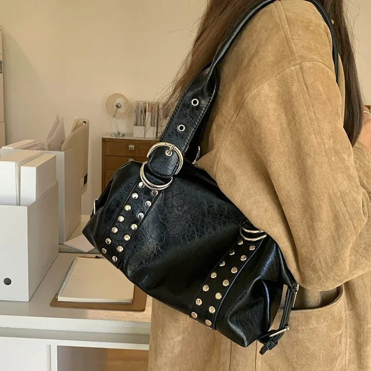 Women's Rivet PU Leather Motorcycle Shoulder Bag – Hot Girl Underarm Handbag in Black & White