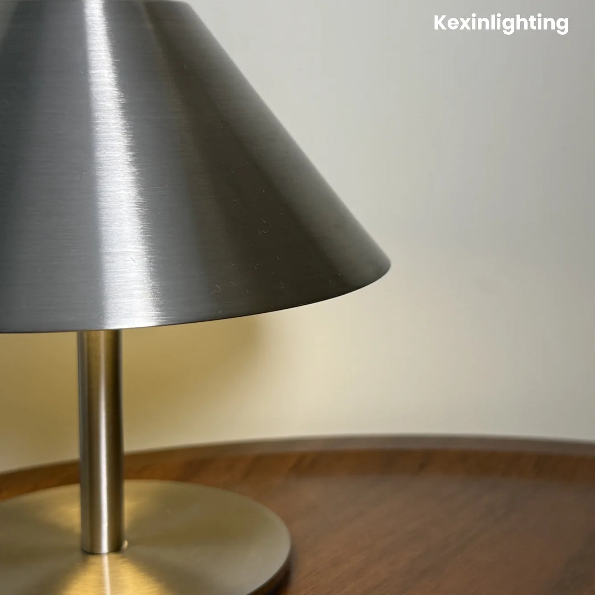 Cordless Table Lamp – Touch Dimming & 3 Light Modes