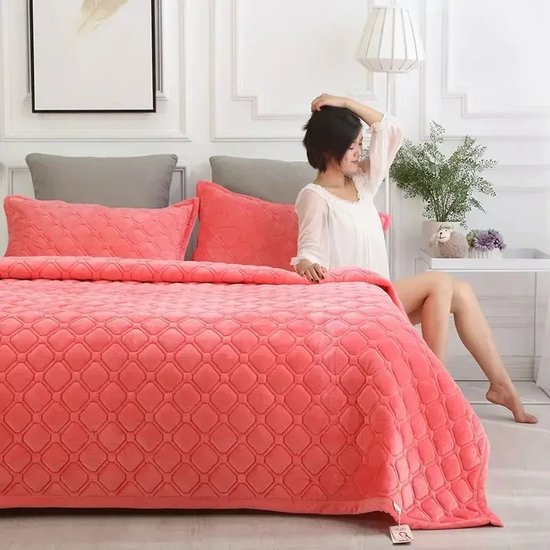 Flannel Geometric Bedspread – Super Soft Quilted Flat Sheet Blanket Cover, Twin to King
