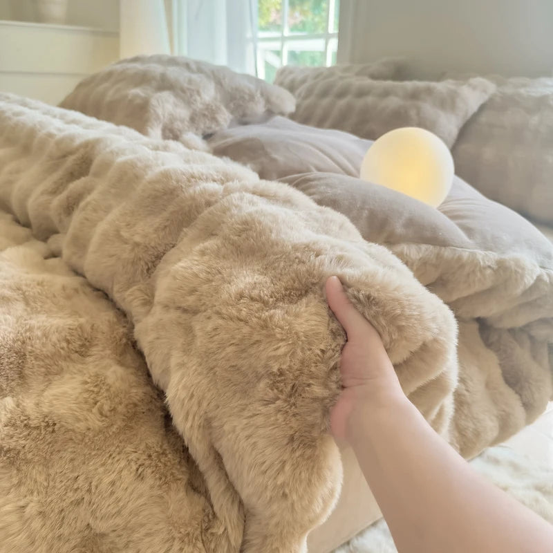 Bonenjoy 1pc Plush Duvet Cover Warm Quilts Cover Skin-friendly Bedding Solid Color Comforter Covers 이불커버 (No Pillowcase)