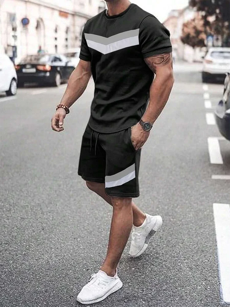 Men's Pattern Print Short Sleeve T-Shirt & Elastic Waist Sports Shorts 2-Piece Set
