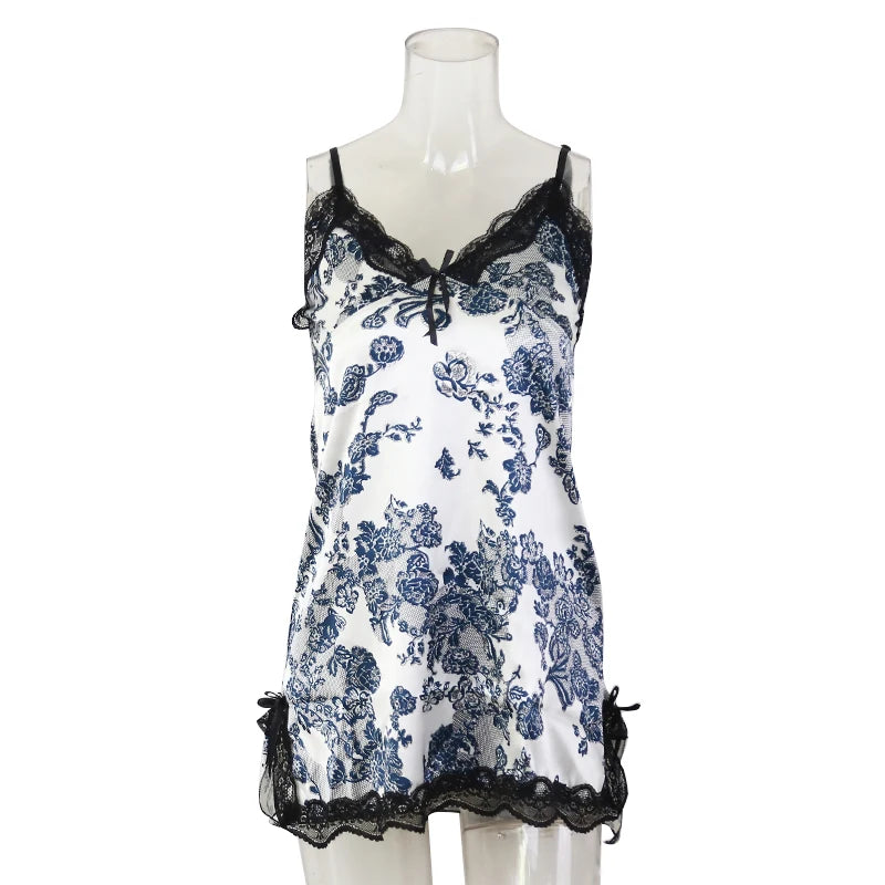 Women's Sexy Lace V-Neck Sleeveless Nightdress – Suspender Sleepwear for Ladies