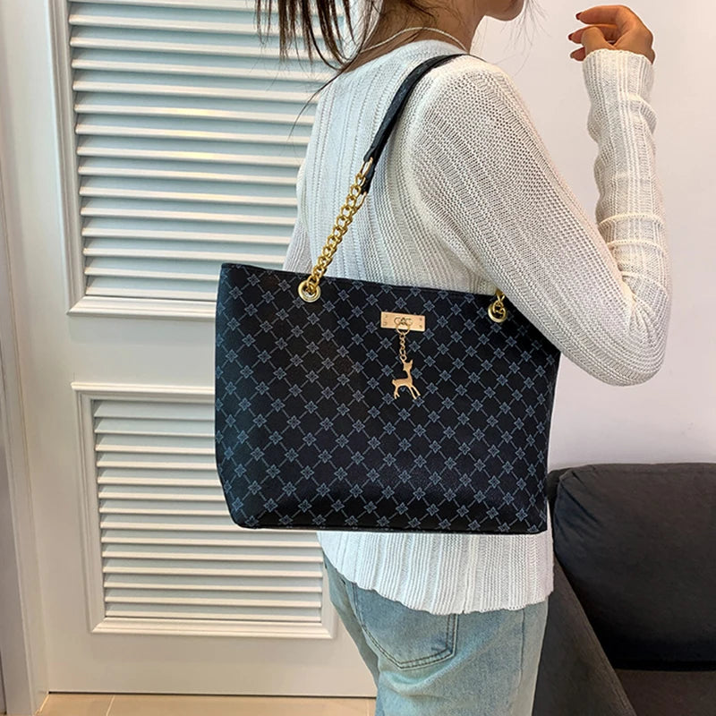 Soft Leather Large Capacity Tote Bag – Women's Shoulder Bag with Hanging Accessories