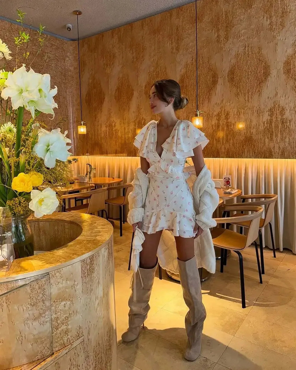 Women's Ruffled Floral Short Skirt – V-Neck Pleated Dress Shorts for Spring & Summer 2026