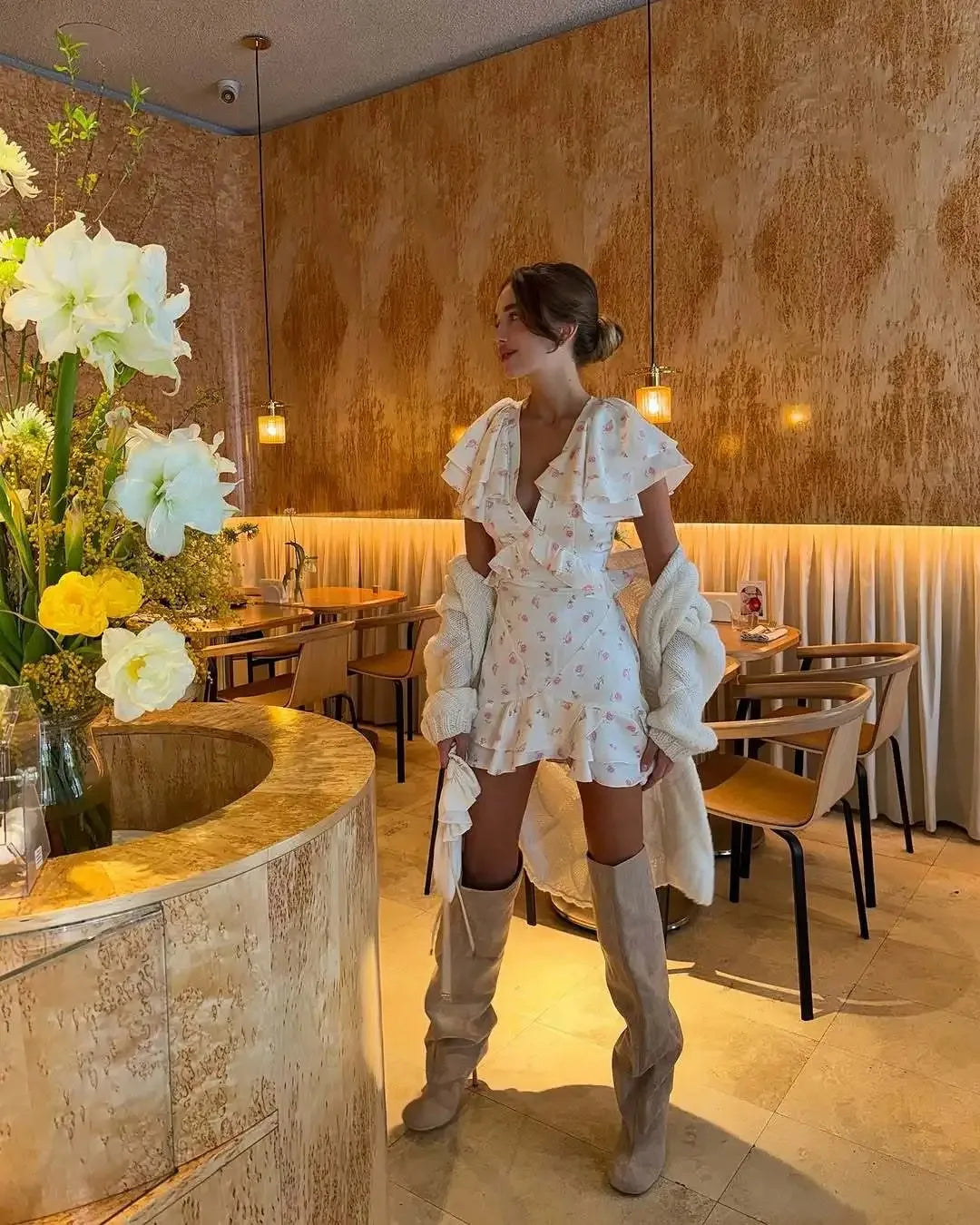 Women's Ruffled Floral Short Skirt – V-Neck Pleated Dress Shorts for Spring & Summer 2026