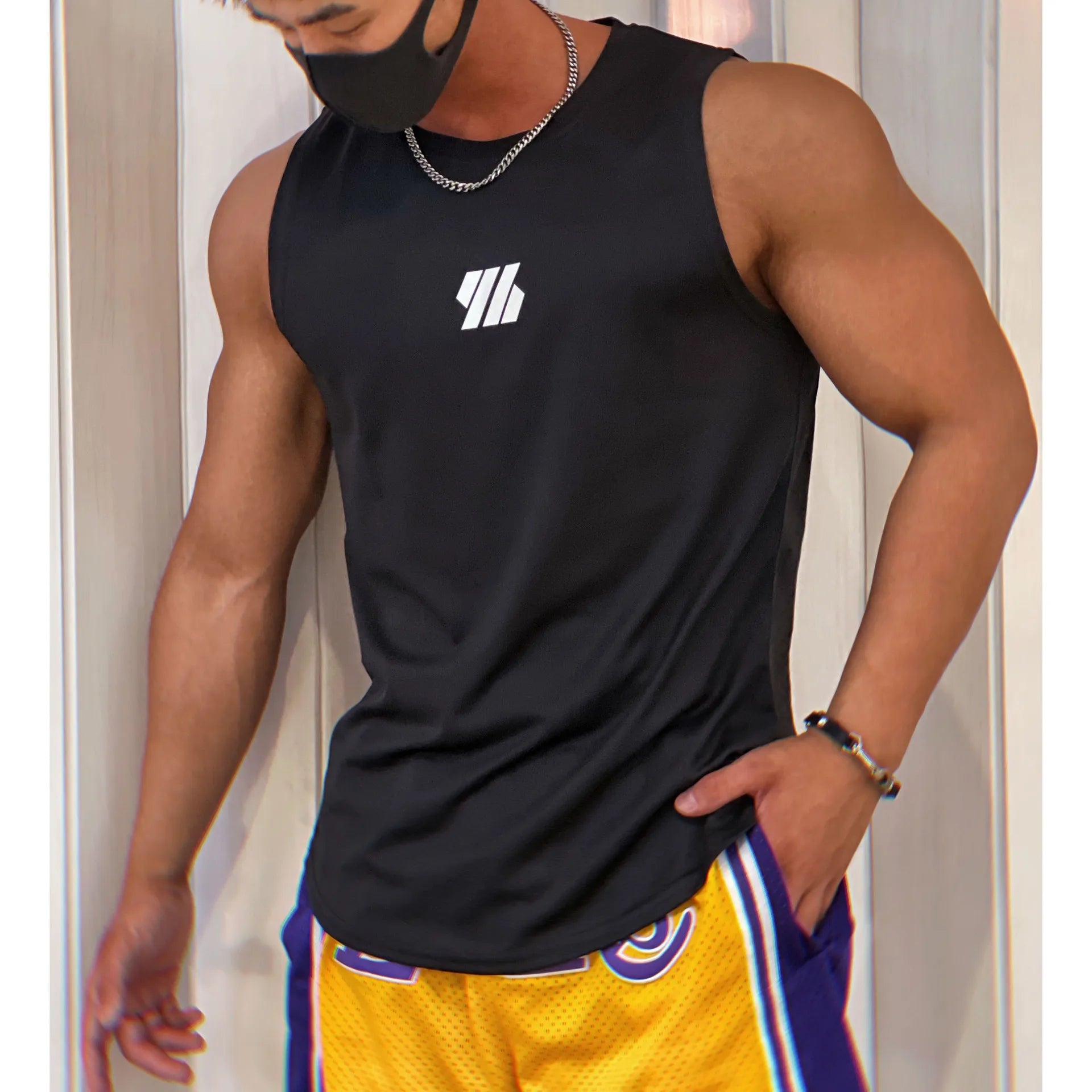 Men's Mesh Sleeveless Gym Vest — Breathable Athletic Training Top