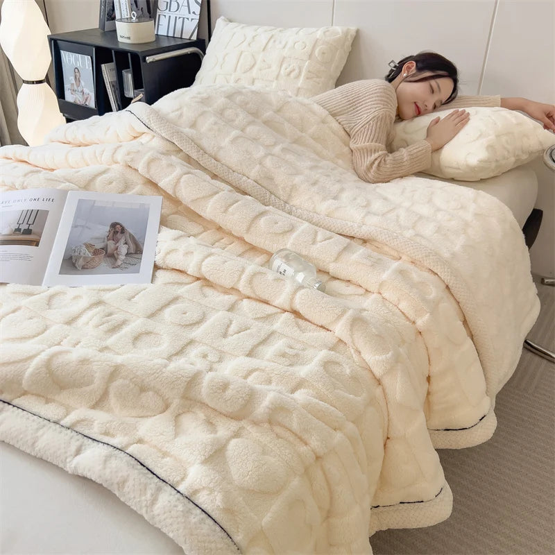 Heart Pattern Fleece Blanket – Cozy Throw & Bedding Sets