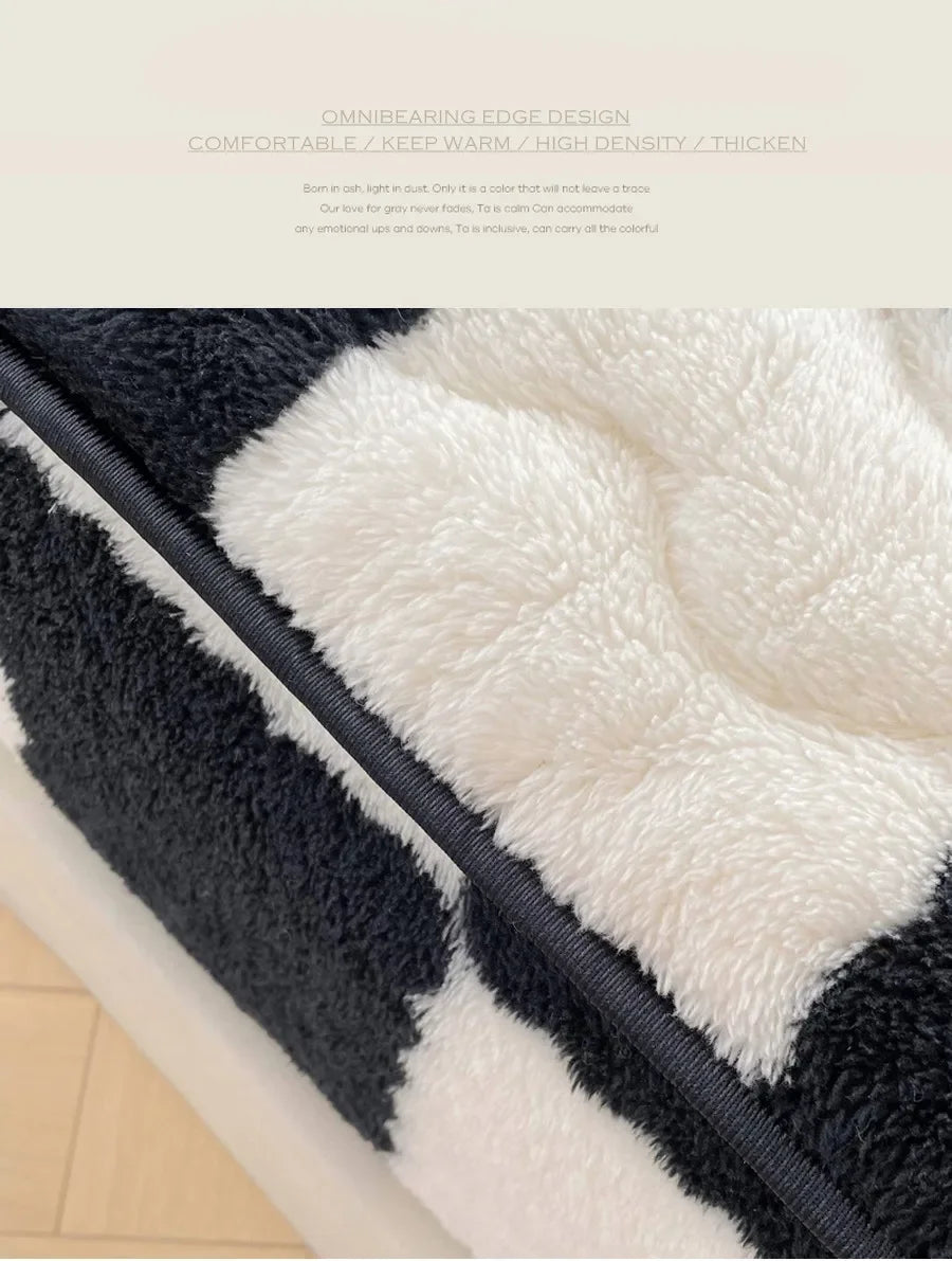 WASART Plush Warm Mattress Protector – Black & White Plaid Elastic Fitted Bed Pad