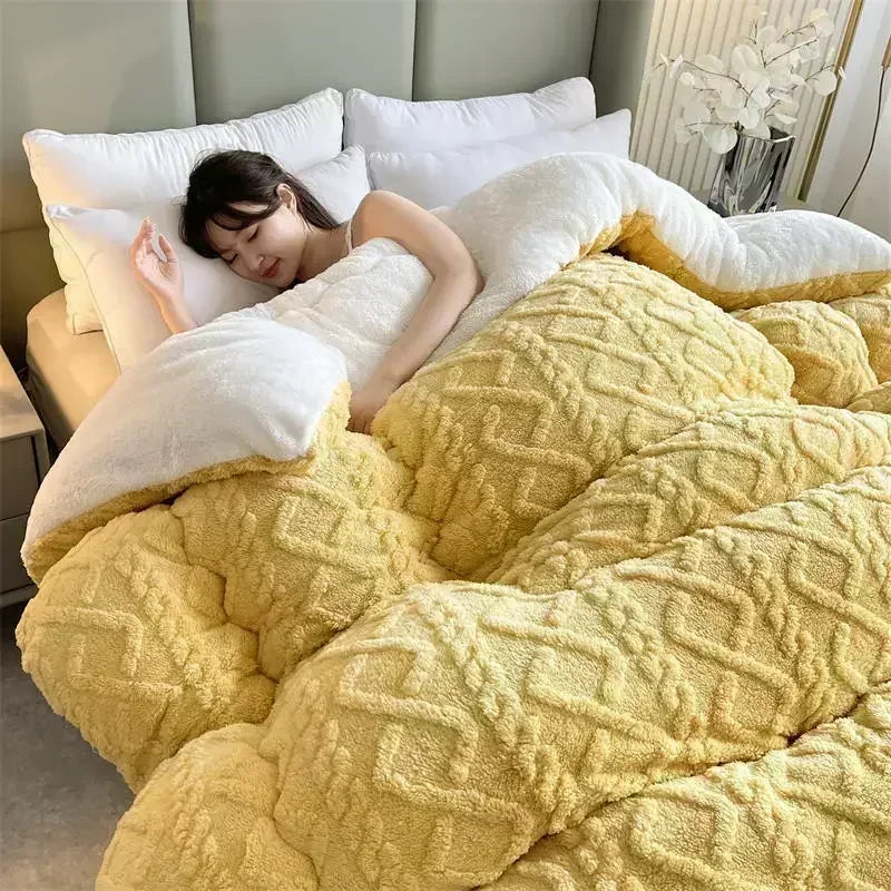 Thick Plush Bed Blanket – Faux Lamb Fleece Winter Comfort