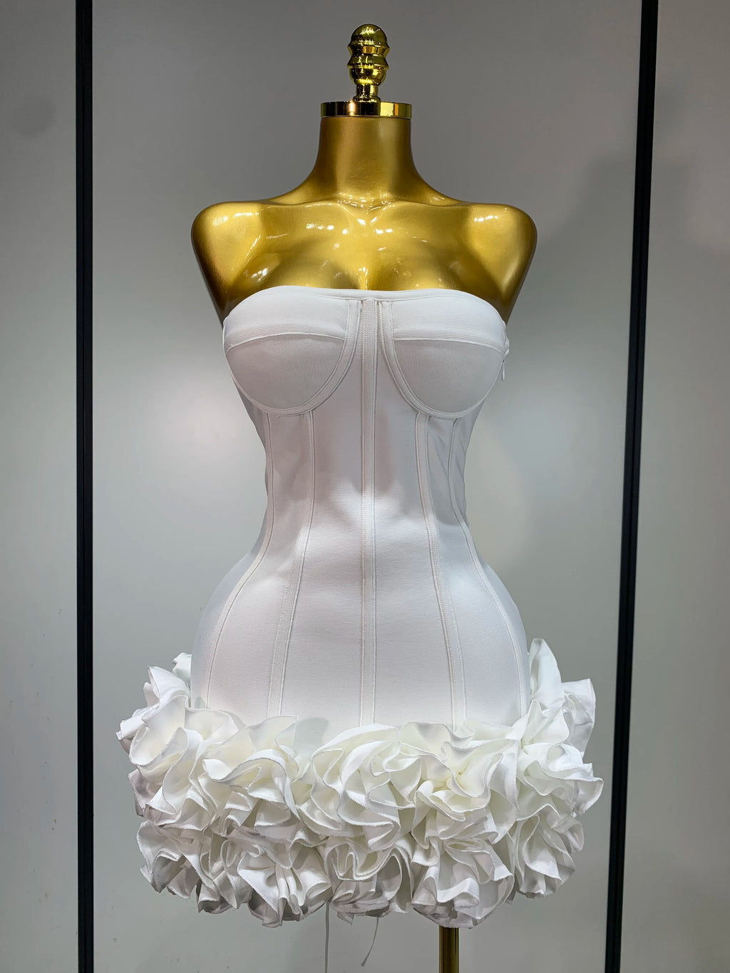 Flower Embellished Strapless Bandage Mini Dress — Backless Bodycon Celebrity Party Dress
