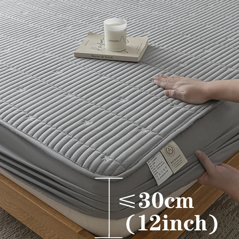 Waterproof Thickened Mattress Pad Protector – Embroidered Breathable Fitted Bed Cover, 140–180x200cm