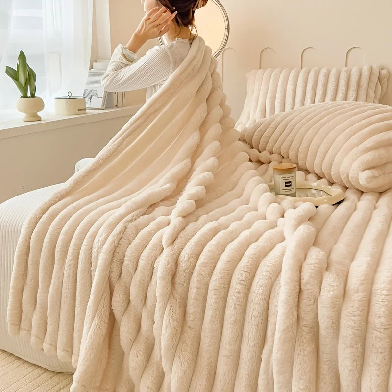 Thickened Wide Stripe Plush Flannel Multifunctional Blanket – Bed Sheet, Sofa & Nap Cover, 7 Colors & 5 Sizes