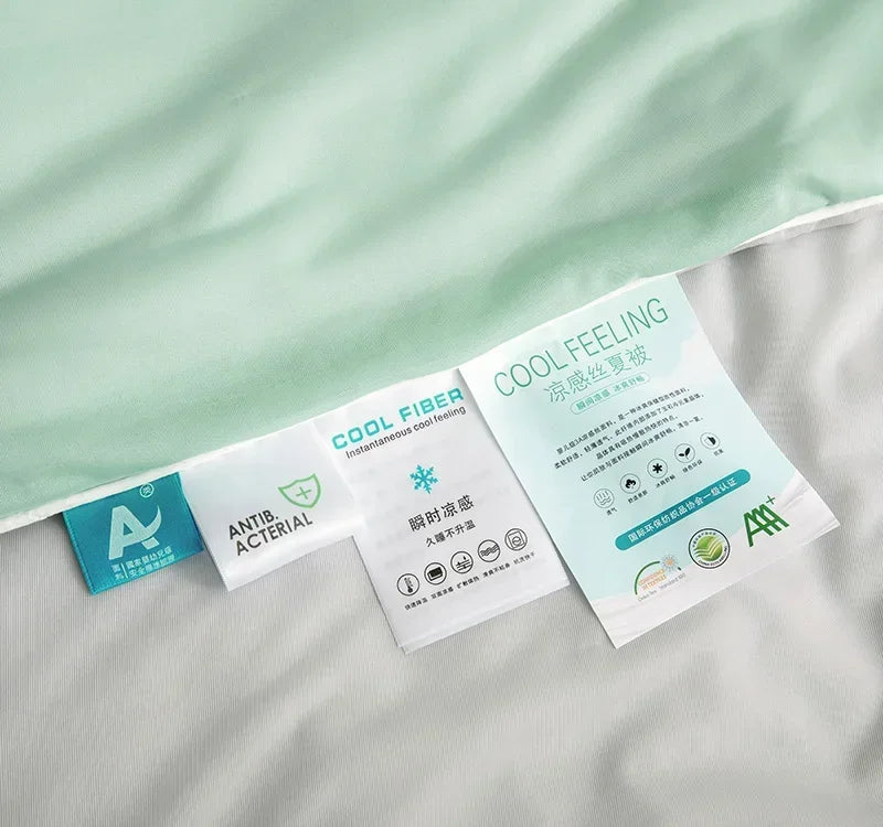 Ice Silk Cooling Blanket – Lightweight Smooth Summer Comforter, Twin & King, Air Condition Quilt