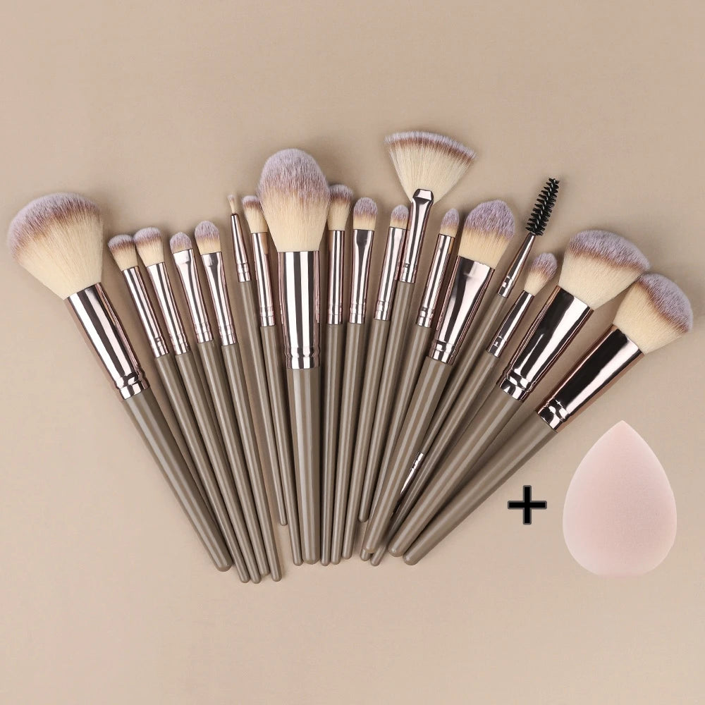 Super Soft Detail Makeup Brush Set — Blush, Highlighter, Foundation & Eyeshadow