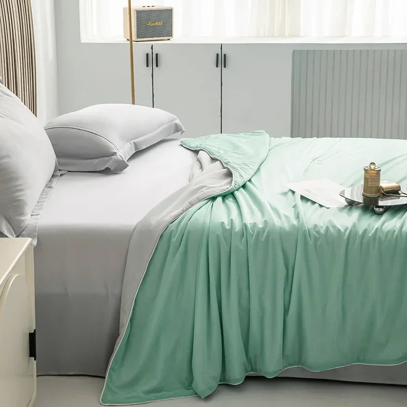 Ice Silk Cooling Blanket – Lightweight Smooth Summer Comforter, Twin & King, Air Condition Quilt