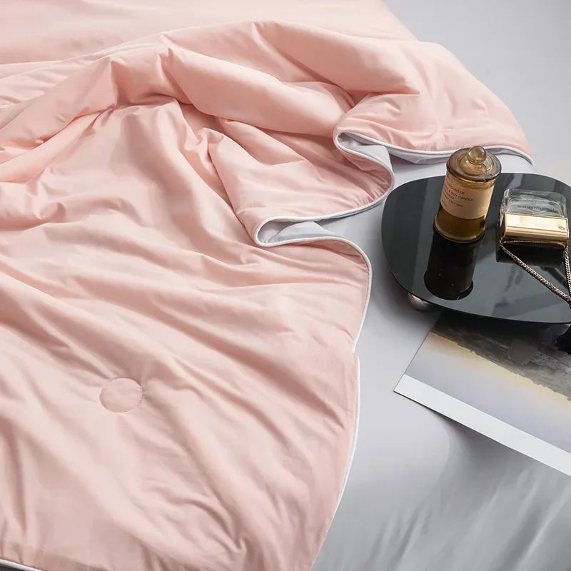 Ice Silk Cooling Blanket – Lightweight Smooth Summer Comforter, Twin & King, Air Condition Quilt