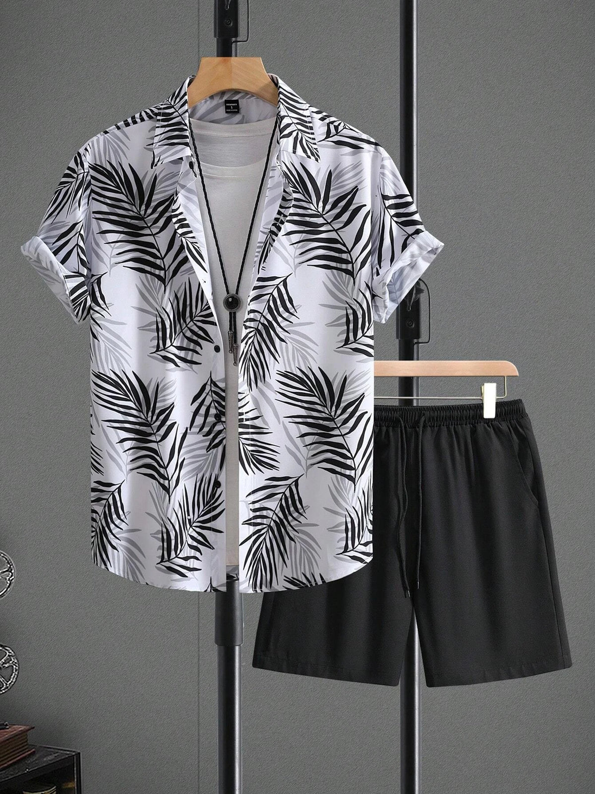 Men's Elegant Plant Print Lapel Shirt & Drawstring Shorts Set – Leisure Summer 2-Piece Suit