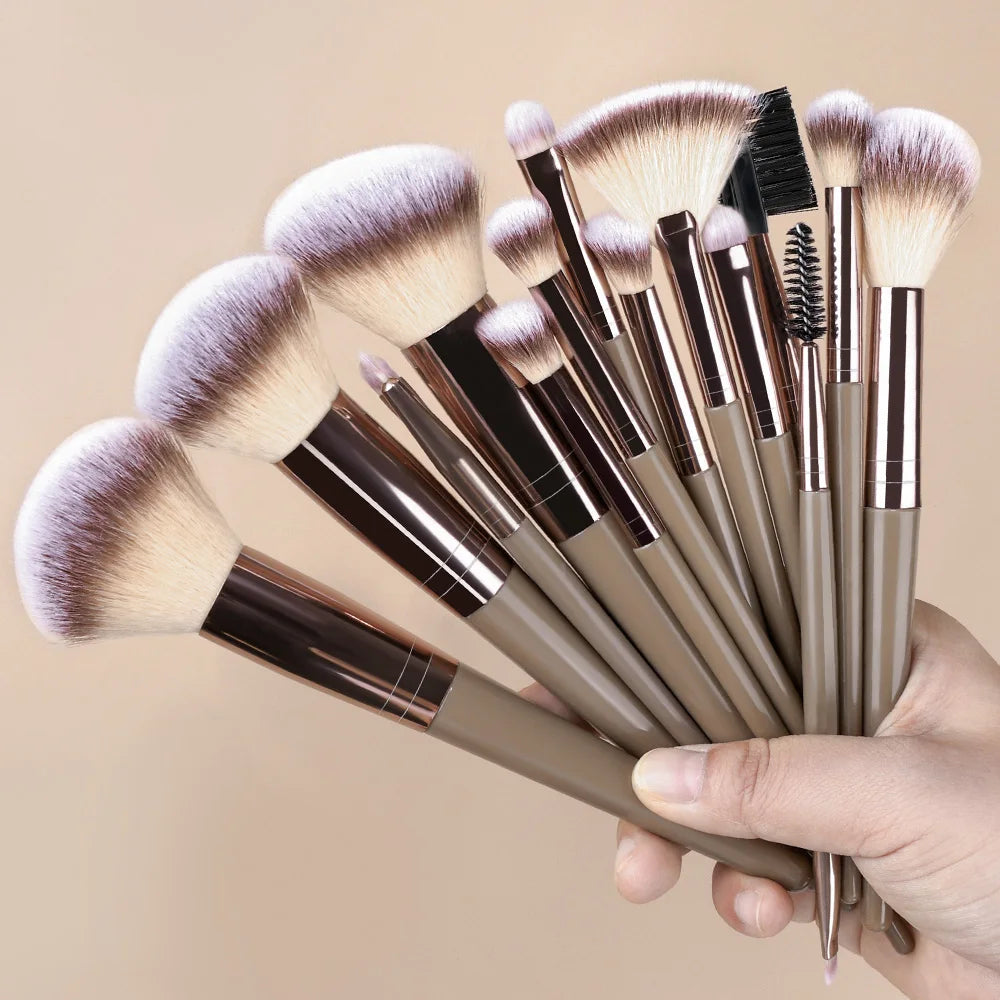 Super Soft Detail Makeup Brush Set — Blush, Highlighter, Foundation & Eyeshadow