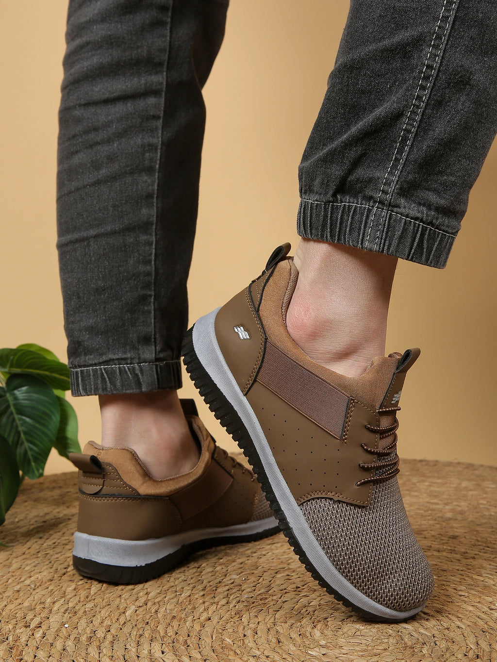 Men's Low-Top Fashion Sports Shoes — Walking & Running